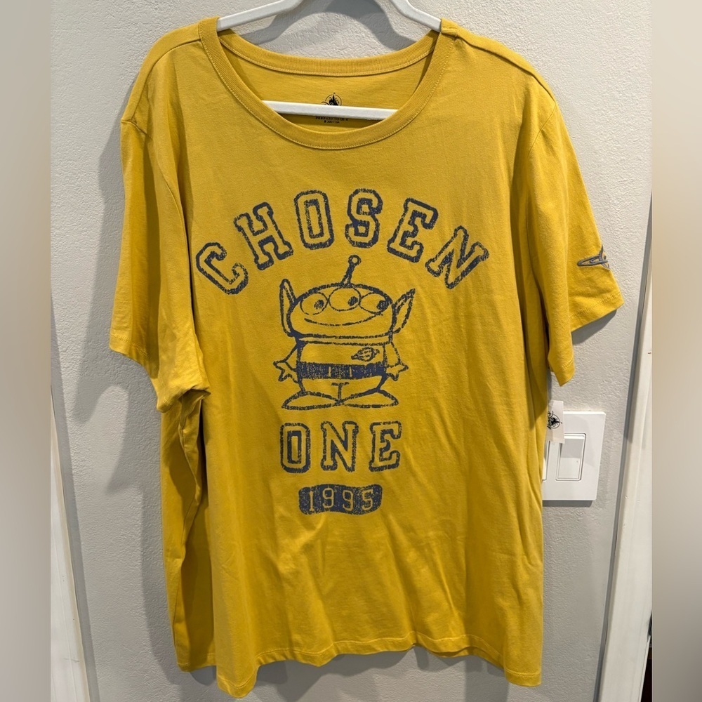 Disney Parks Merch Toy Story T-shirt Adult Size XL New with Tags